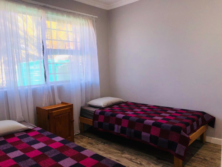 5 Bedroom Property for Sale in Franskraal Western Cape